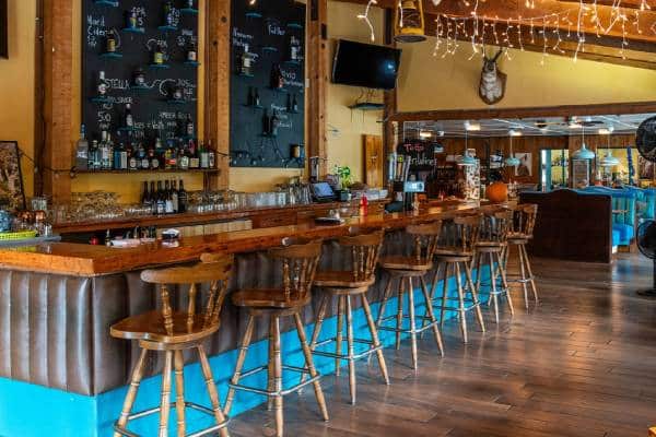 Lucky Buck Café
